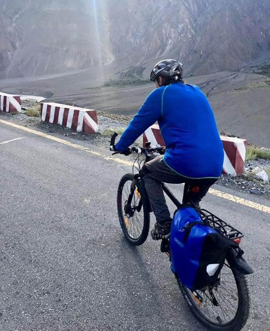 Karakoram Bike Trip